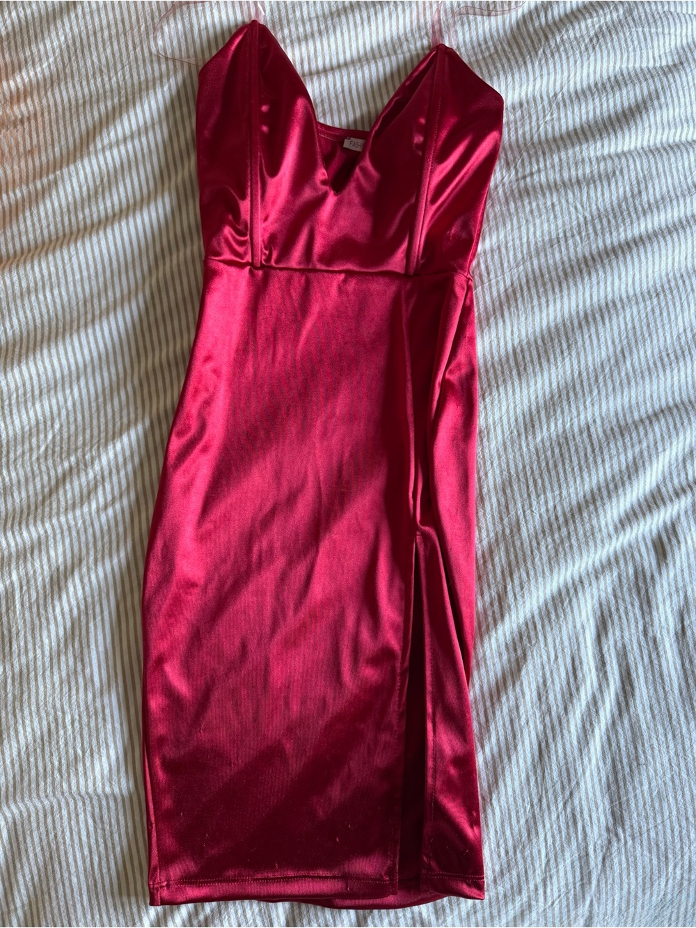 Fashion Nova Red Satin V-Neck Midi Dress